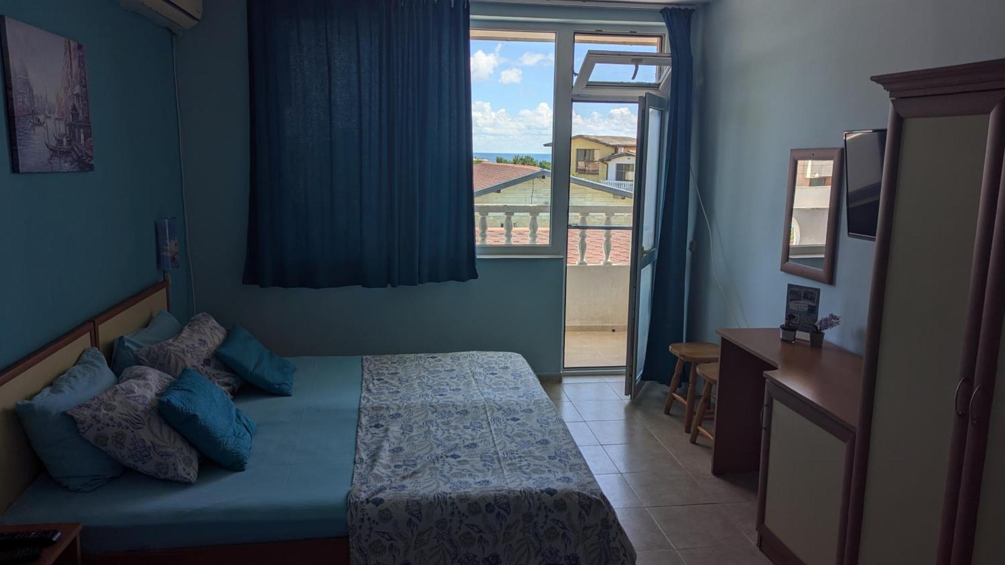 סינמורץ Guest House Chalakov חדר תמונה